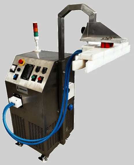 Seladora de tampas por indução C1-40i