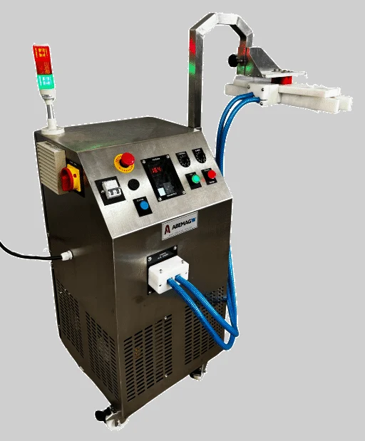 Seladora de tampas por indução C1-40i